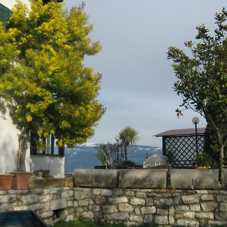 Casalorry Appartamento Toscolano-Maderno Esterno foto
